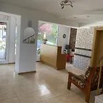 Only Adults- Rai 酒店 金沙