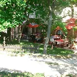 Only Adults- Rai 3* ゴールデンサンド