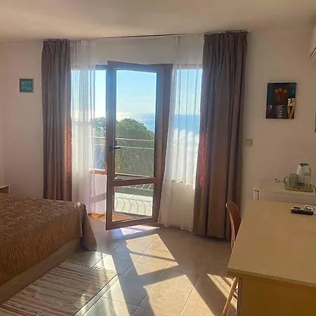 Only Adults- Rai Hotel 3*
