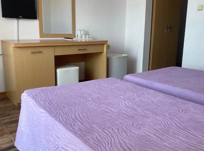 ホテル Only Adults- Rai ゴールデンサンド