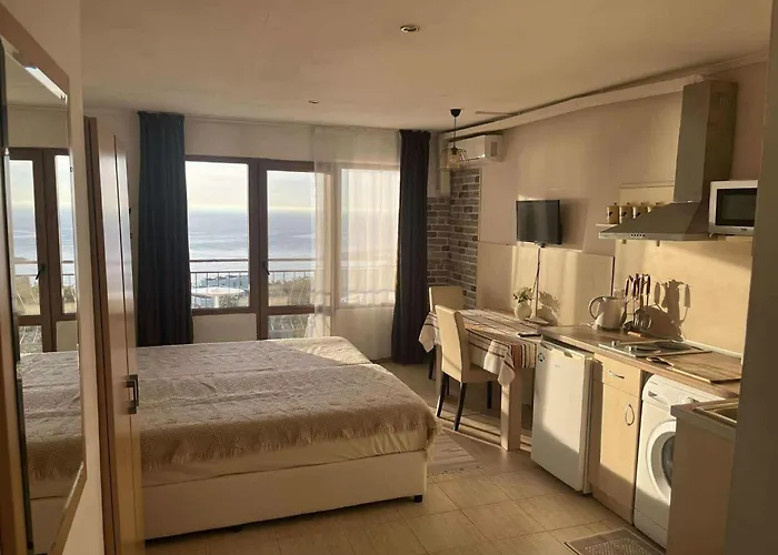 Hotell Only Adults- Rai 3*